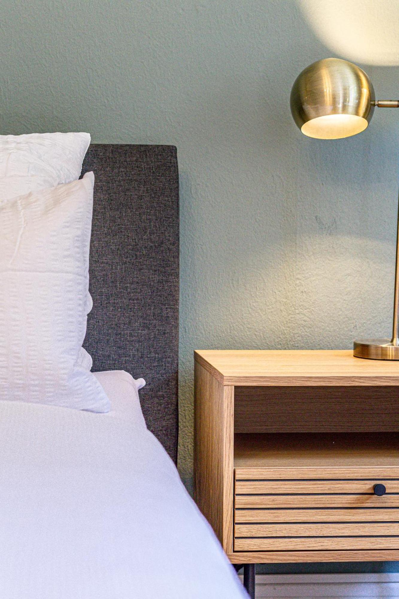 Have-A-Nice-Stay - Nahe Bahnhof Ahrensburg - 20 Minuten Nach Hamburg - Trotzdem Ruhig Gelegen - 6 Minuten Zu Fuss Ins Zentrum Ahrensburg - Modern Eingerichtet מראה חיצוני תמונה