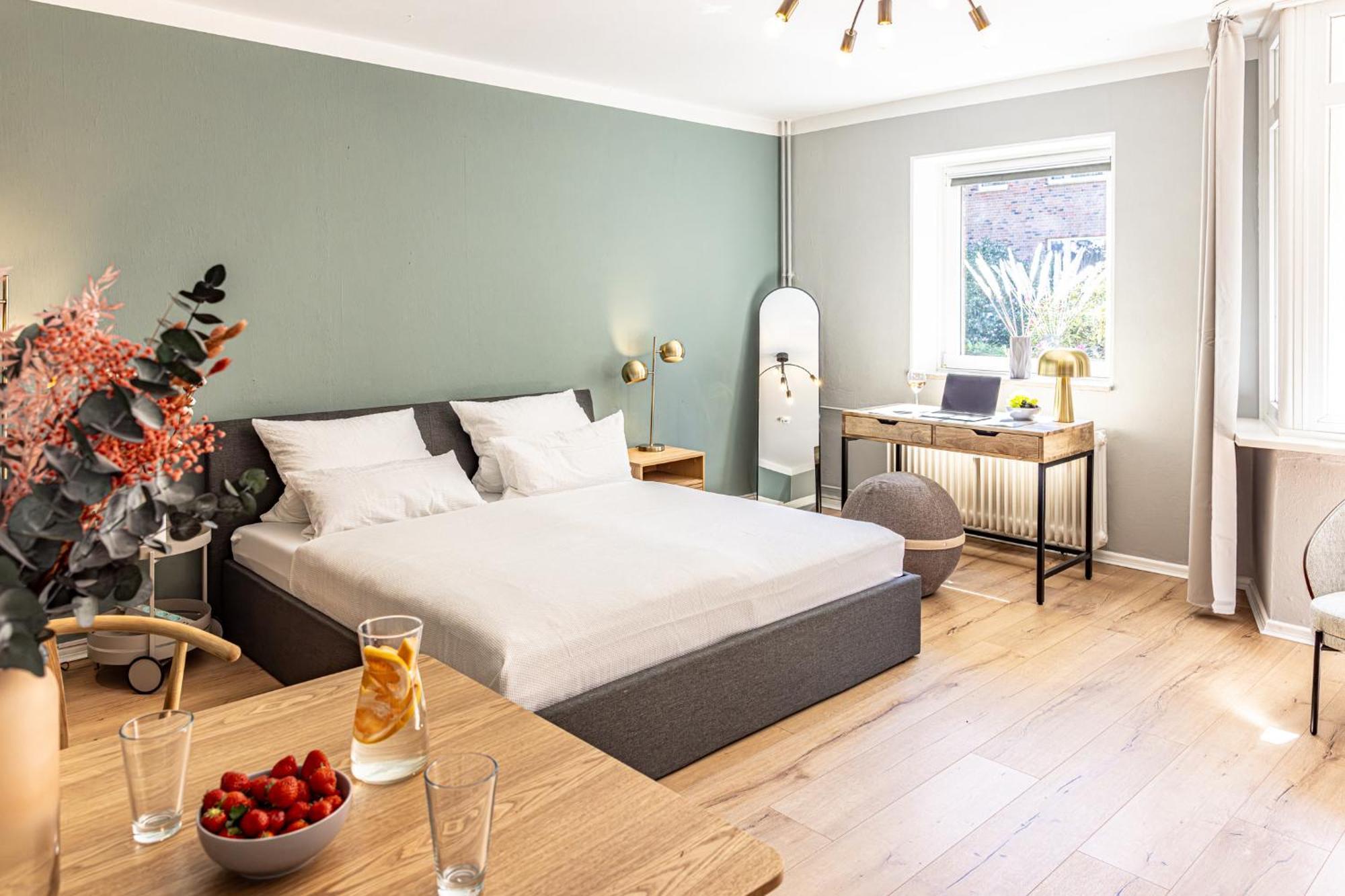 Have-A-Nice-Stay - Nahe Bahnhof Ahrensburg - 20 Minuten Nach Hamburg - Trotzdem Ruhig Gelegen - 6 Minuten Zu Fuss Ins Zentrum Ahrensburg - Modern Eingerichtet מראה חיצוני תמונה